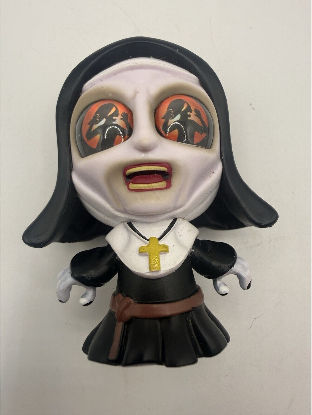 2025 TINY NIGHTMARES TERRIF-EYES Mini Figure THE NUN